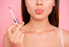 Ini Dia Cara yang Tepat Menggunakan Lip Gloss, Hasilnya Dijamin Cantik dan Berkilau! 