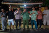 Bhabinkamtibmas Polsek Maje Dampingi  Warga Desa Arga Mulya Ronda 